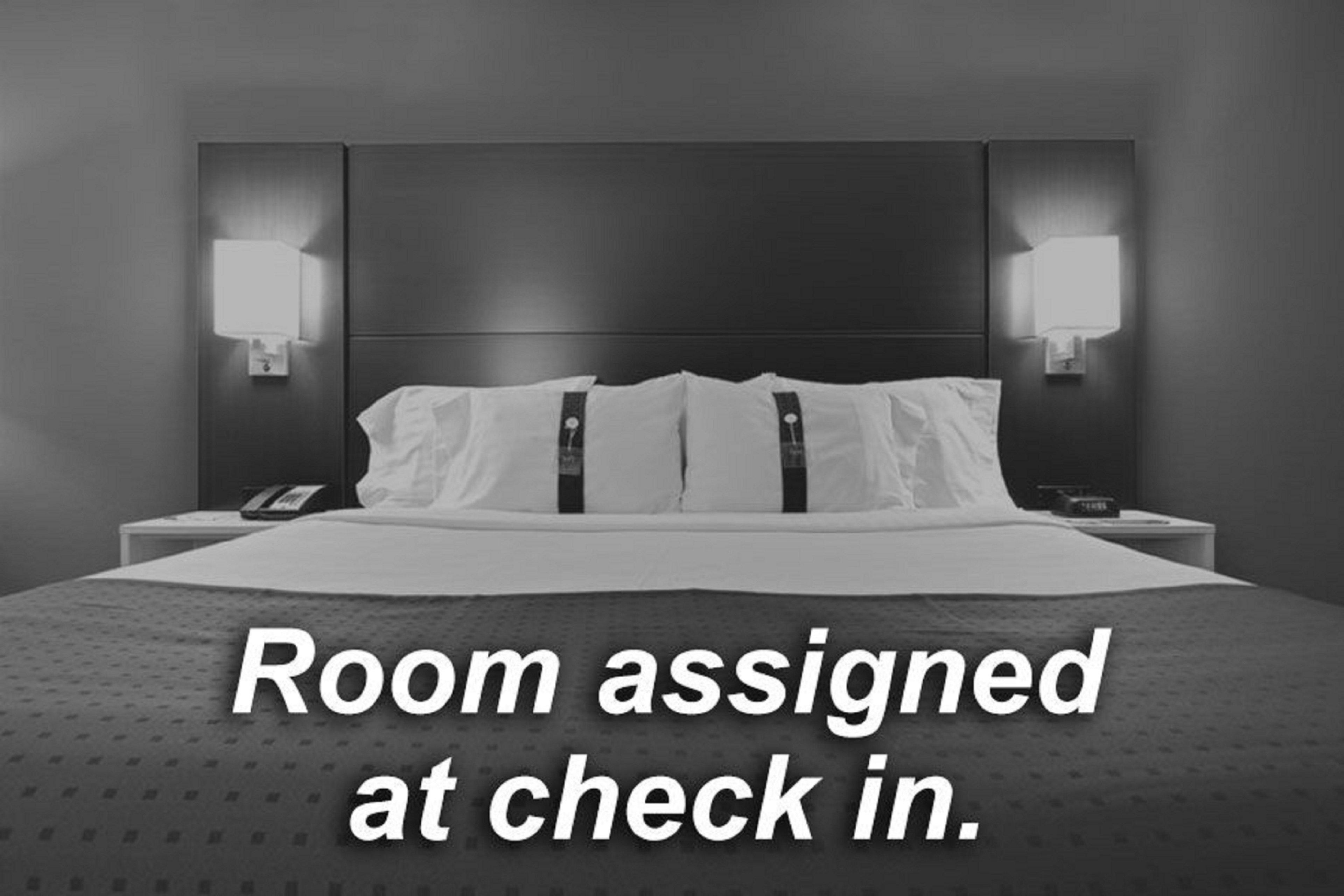 Holiday Inn Express & Suites Detroit - Novi By Ihg Экстерьер фото