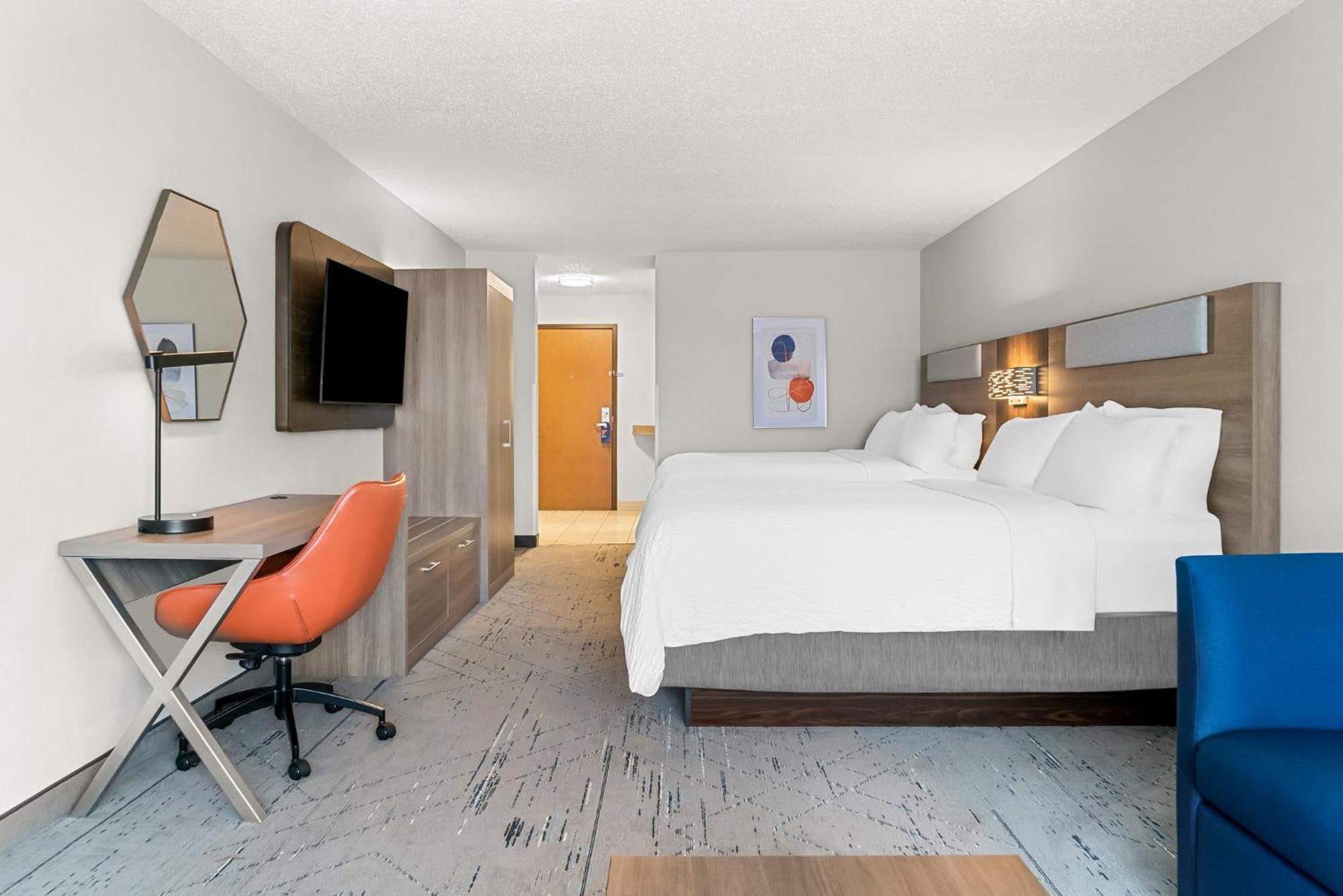 Holiday Inn Express & Suites Detroit - Novi By Ihg Экстерьер фото