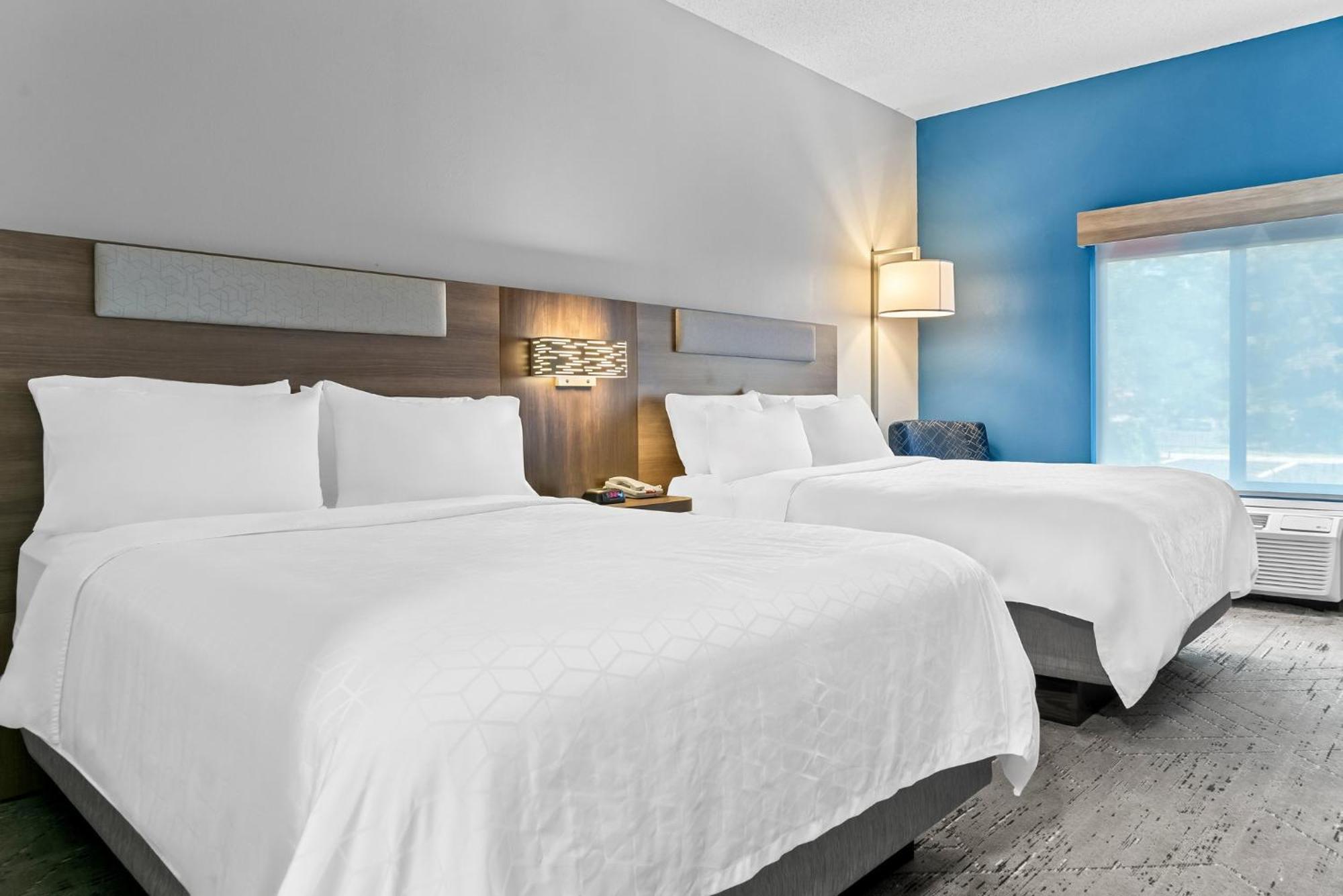 Holiday Inn Express & Suites Detroit - Novi By Ihg Экстерьер фото