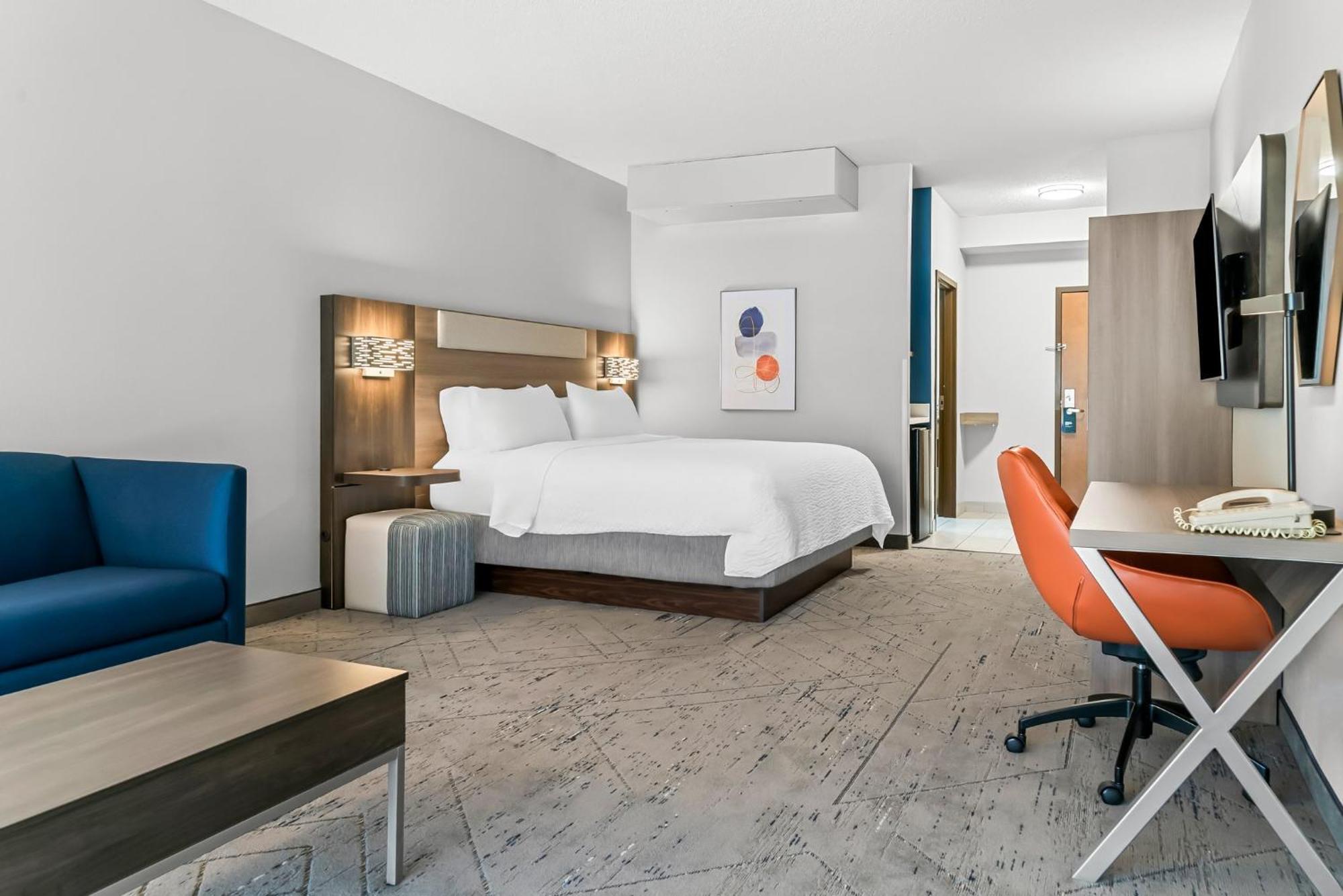 Holiday Inn Express & Suites Detroit - Novi By Ihg Экстерьер фото